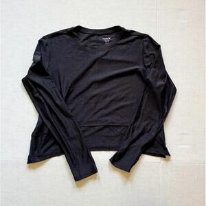 Size XL (14-16) Old Navy Active CloudMotion Go-Dry Cool Top Long Sleeve Black